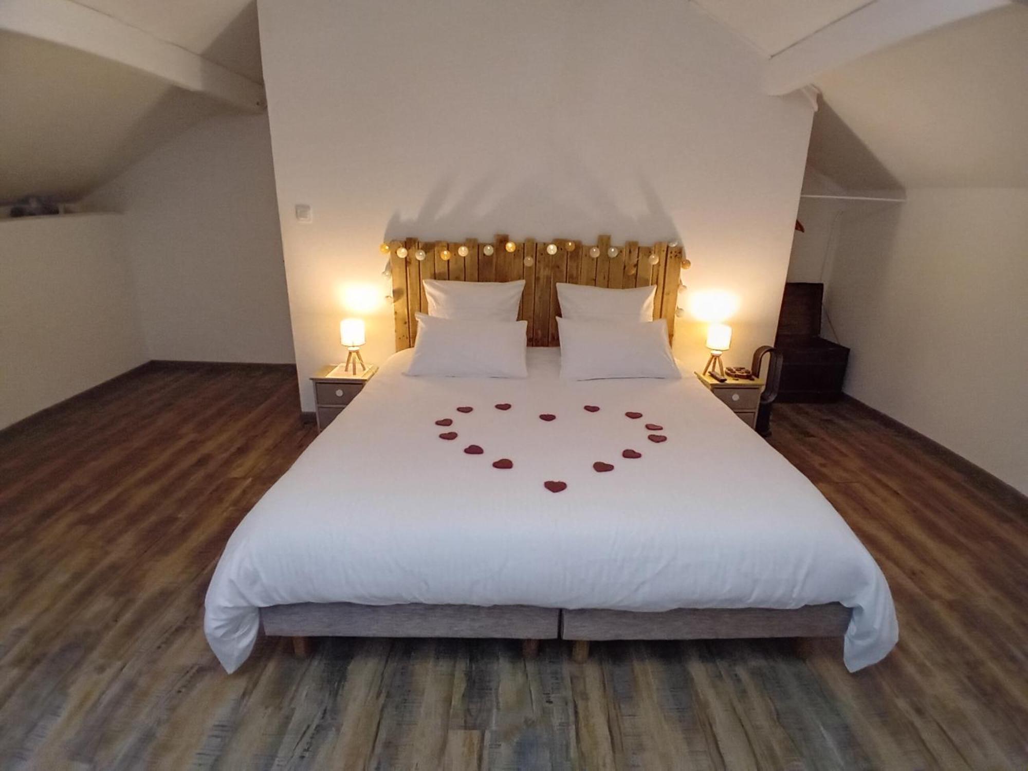 Jacuzzi, Arcade Et Repas Compris Bed & Breakfast Soulosse-sous-Saint-Elophe Exterior photo